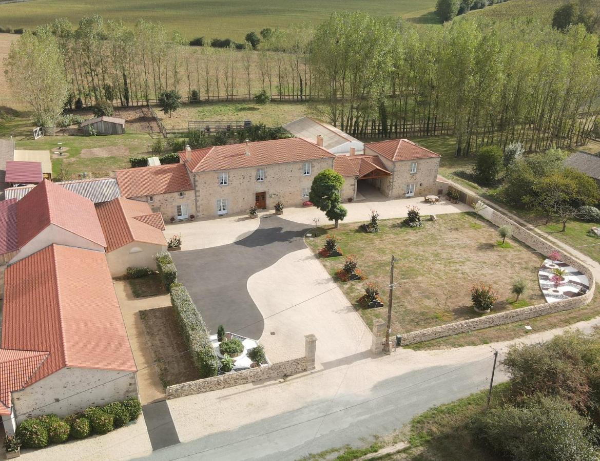 Le Logis du Château Vieillevigne Exterior foto