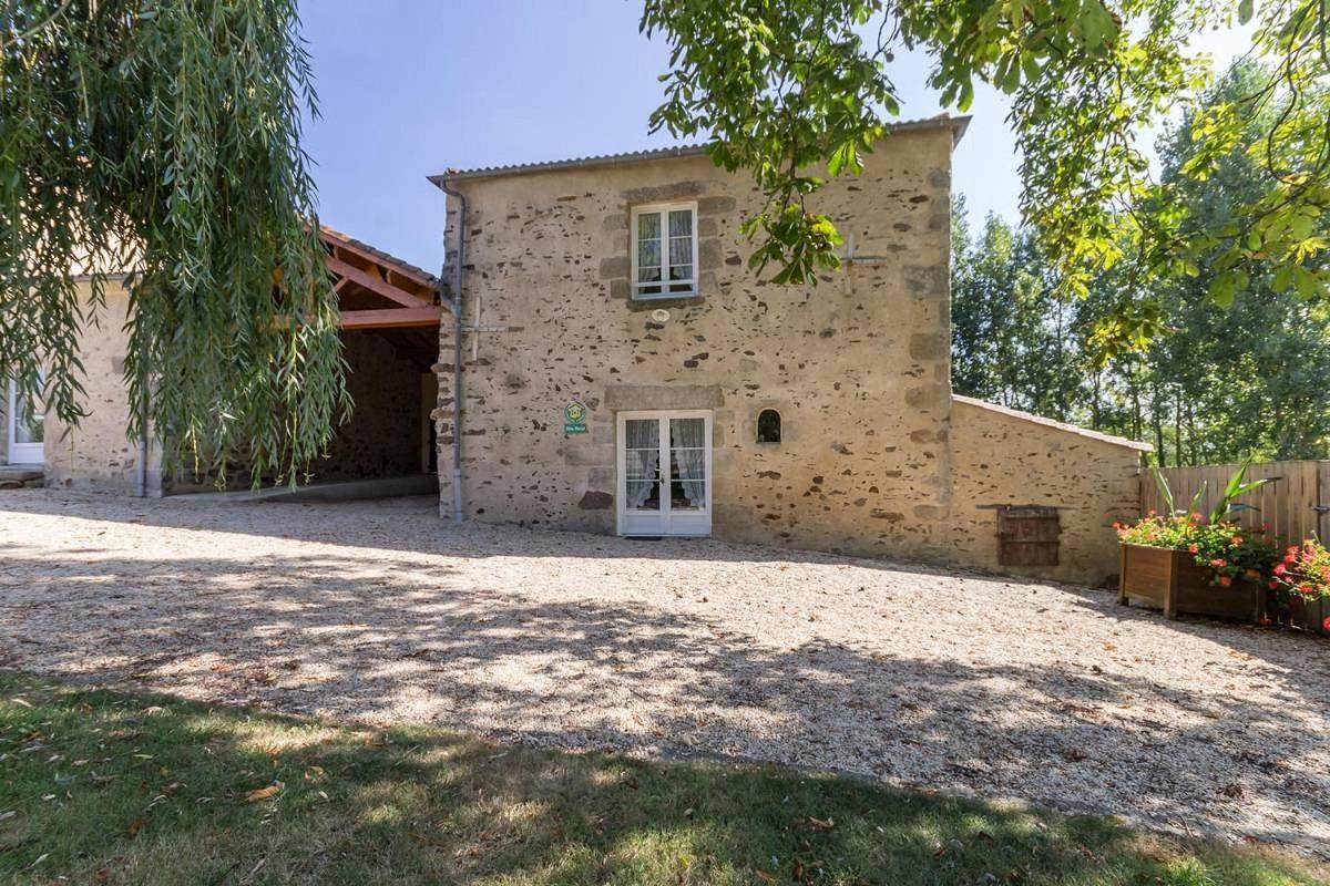 Le Logis du Château Vieillevigne Exterior foto